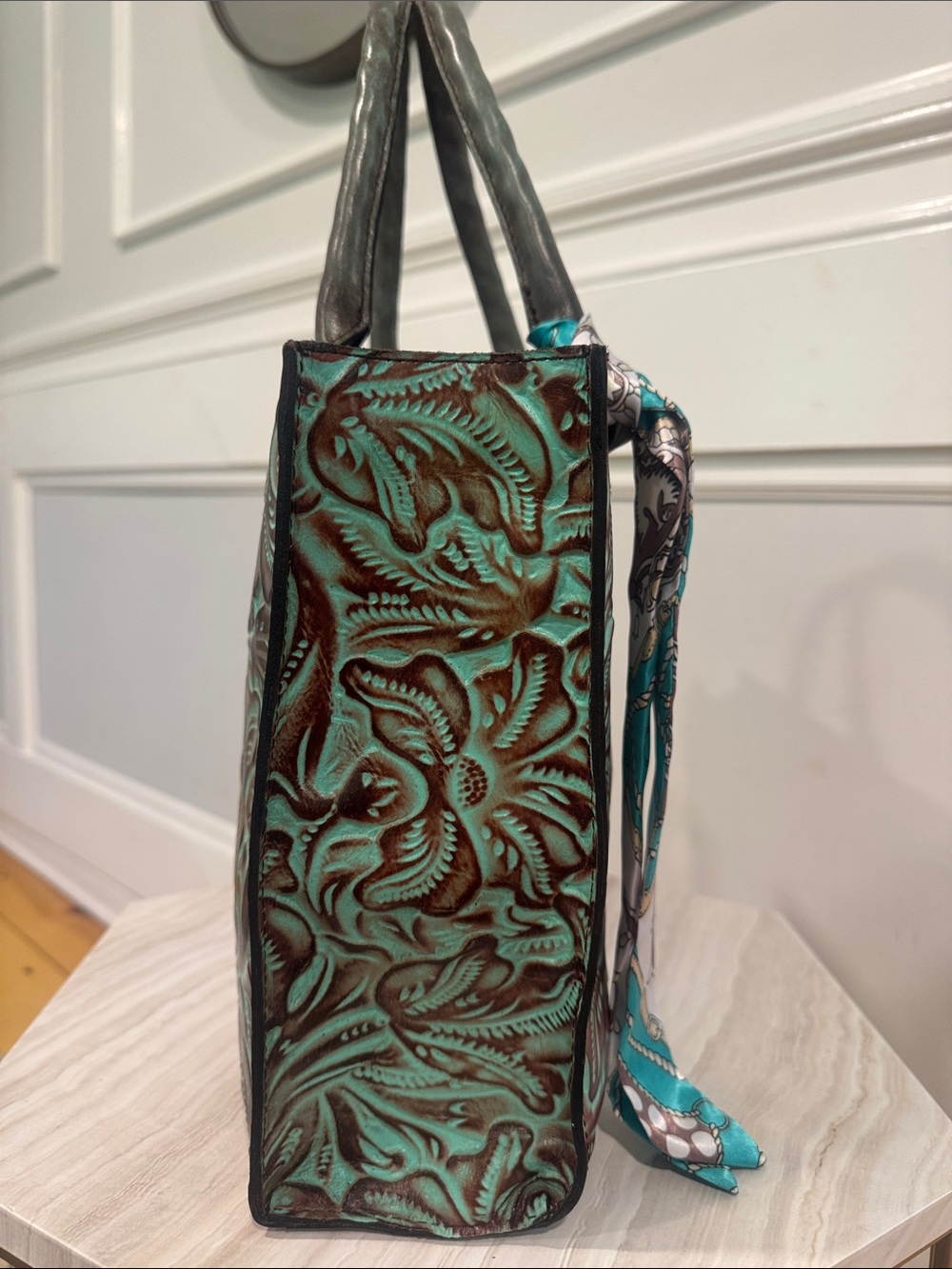 Patricia Nash Bag Vintage Tooled Turquoise and Brown Embossed Tote - Picture 8 of 17